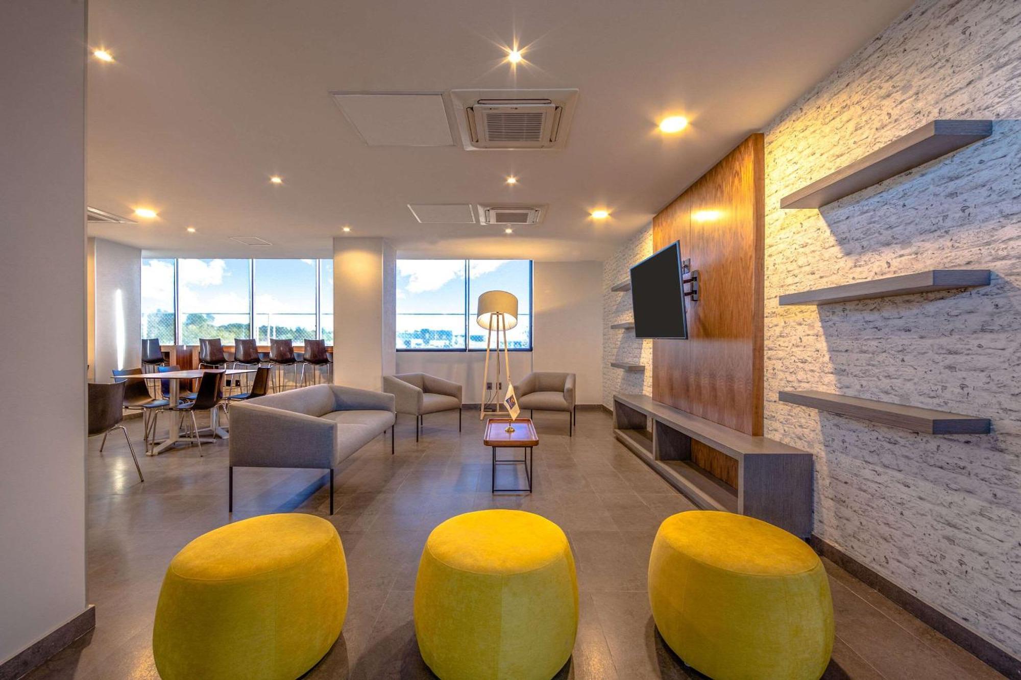 Comfort Inn Delicias Exterior foto